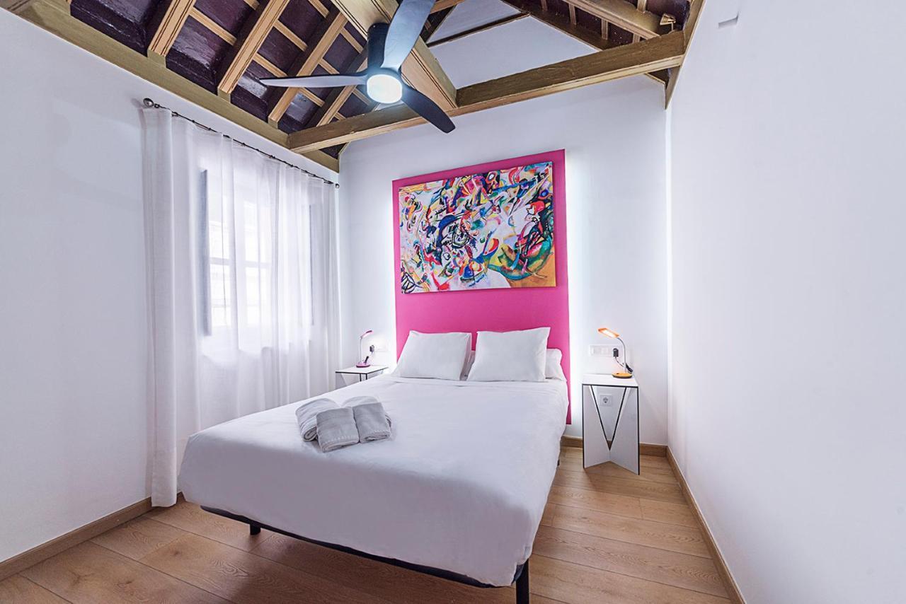 Alohamundi Martinez Montanes Apartment Sevilla Bagian luar foto