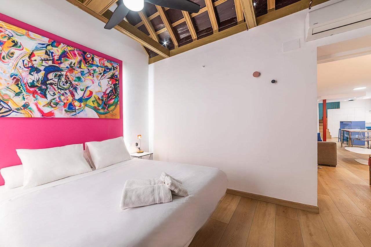 Alohamundi Martinez Montanes Apartment Sevilla Bagian luar foto